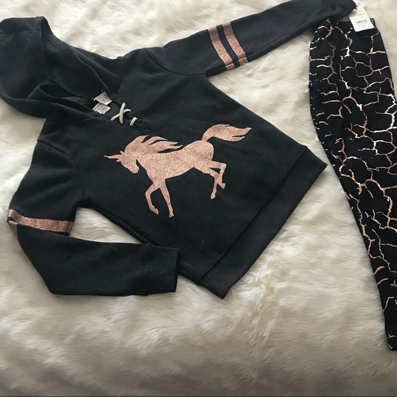 Girls two piece set - Picture 1 of 1